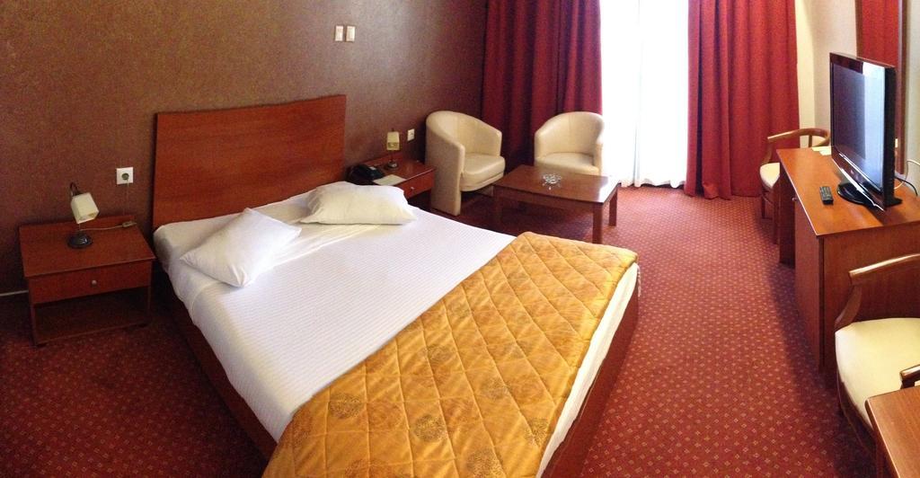 Achillio Hotel Gümülcine Oda fotoğraf