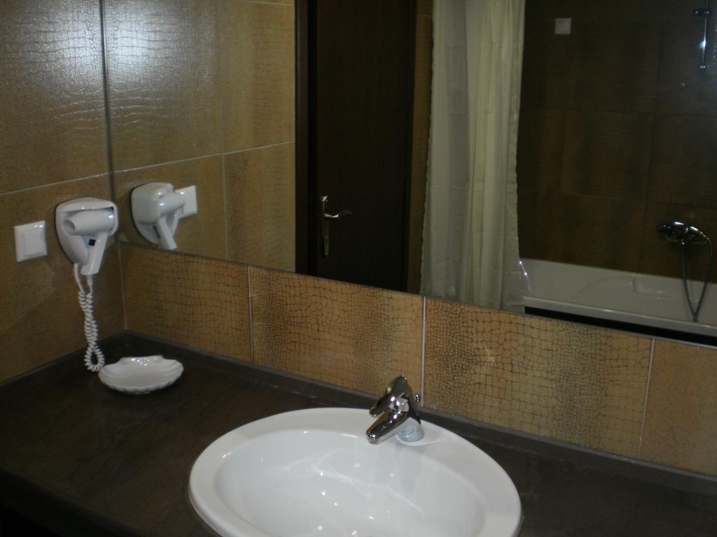 Achillio Hotel Gümülcine Oda fotoğraf