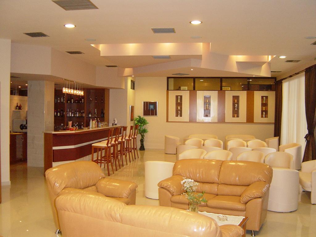 Achillio Hotel Gümülcine Dış mekan fotoğraf